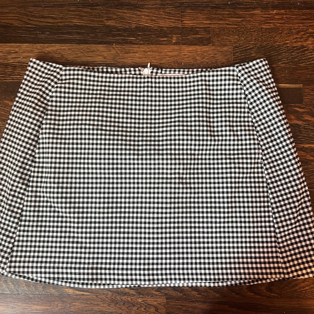 Gingham urban outfitters skirt; Size large #urban outfitters